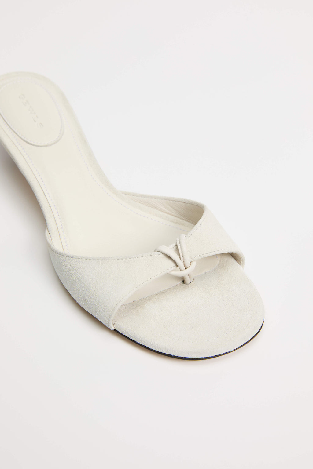 GEWLS Chiara 30mm Avorio Suede Kitten Heel