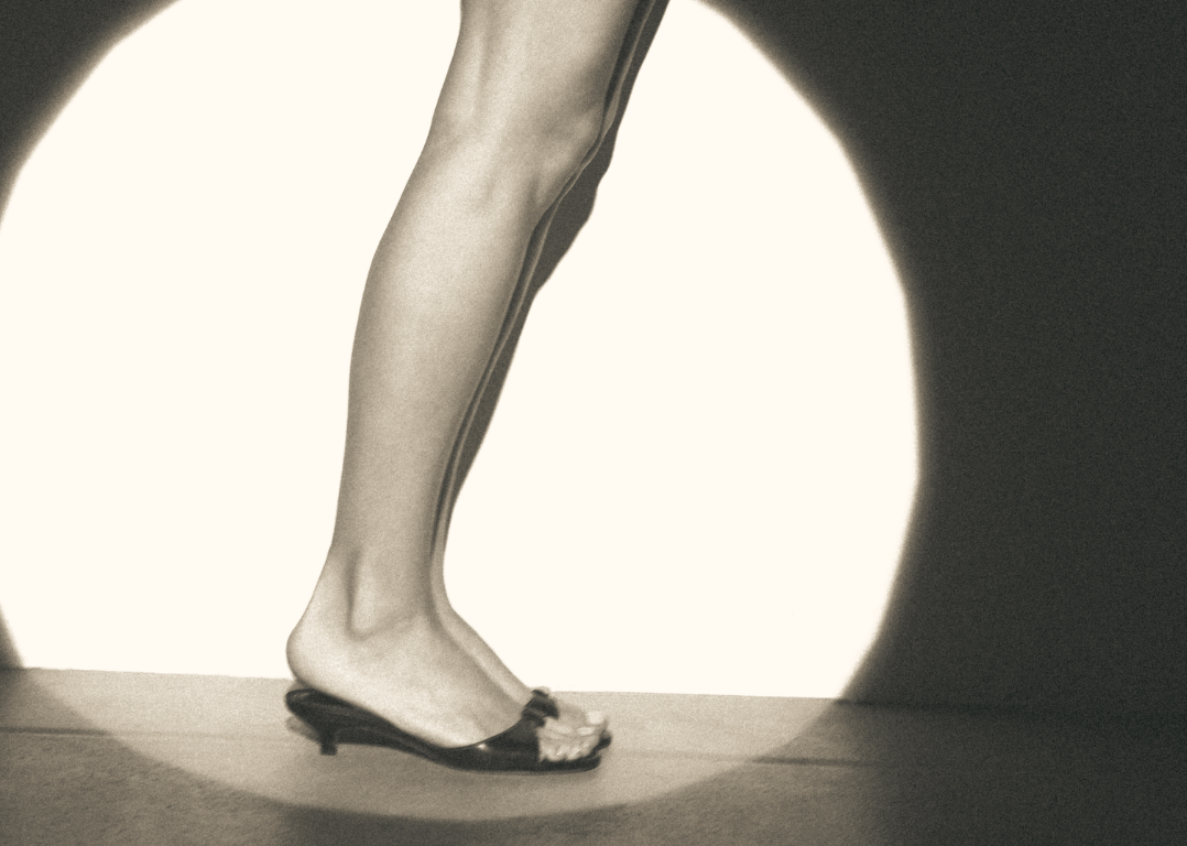 THE CHIARA KITTEN HEEL