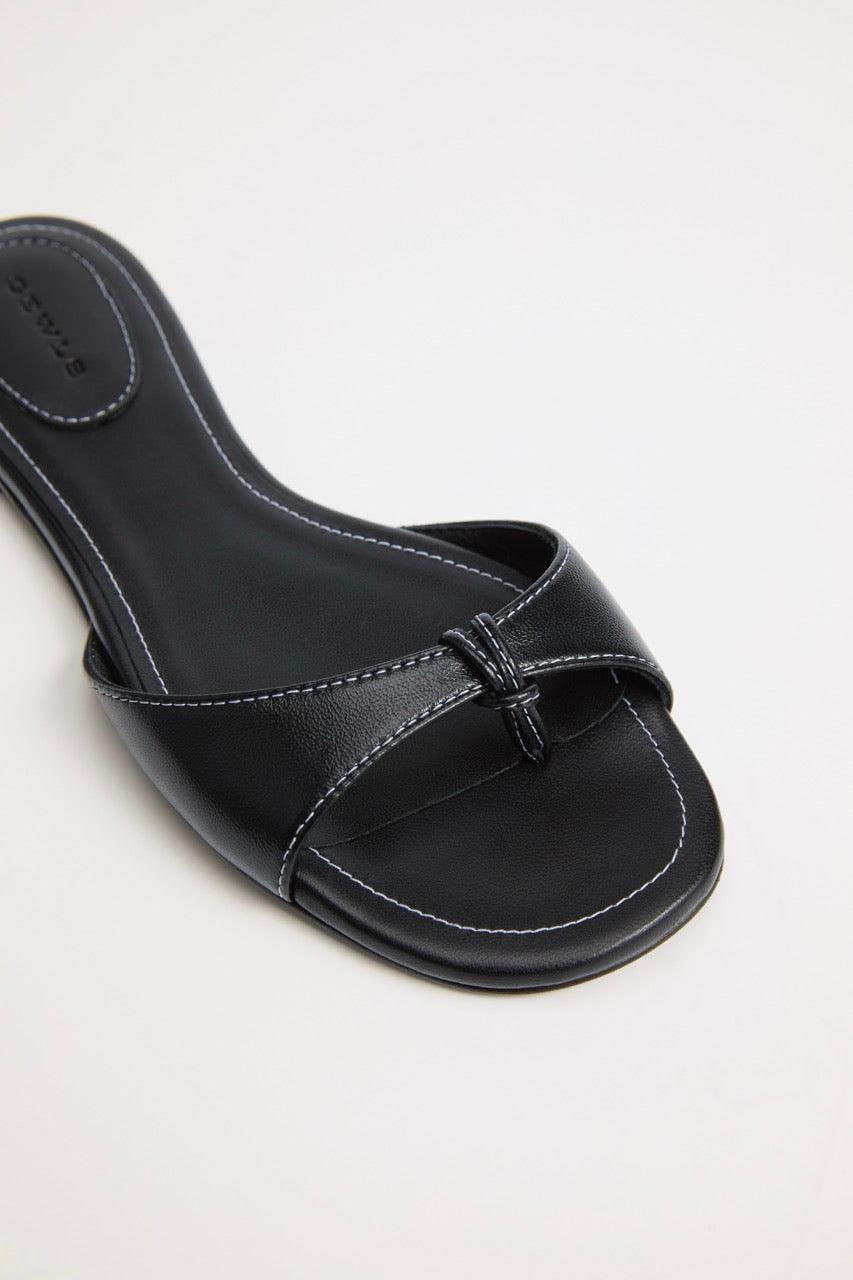GEWLS Chiara Flat 05mm Nero Nappa sandal